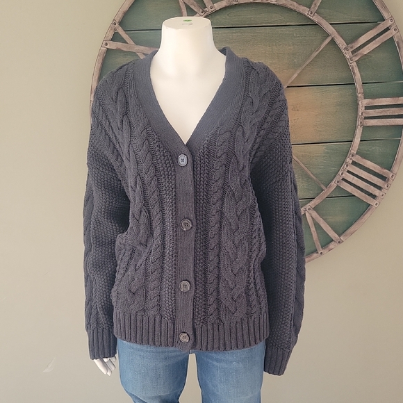 Quince 100% Organic Cotton Oversized Cable Cardigan In Charcoal - Picture 1 of 16
